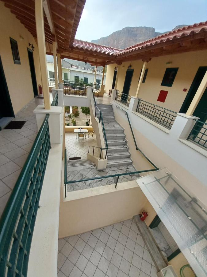 Costa-Rini Hotel Leonídion Dış mekan fotoğraf